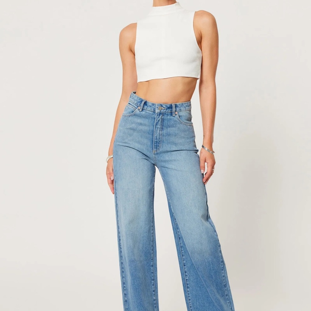 Abrand High and Wide Jeans size 27